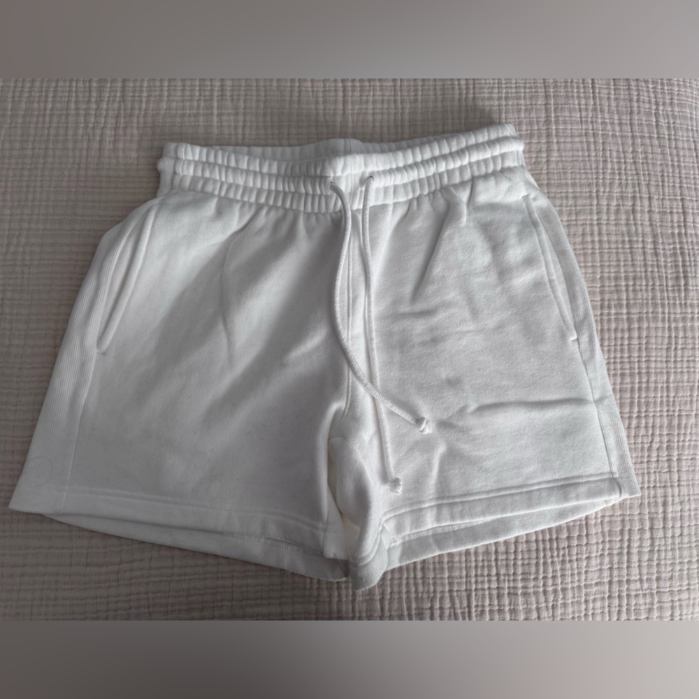 Aritzia TNA cozy AF shorts size S